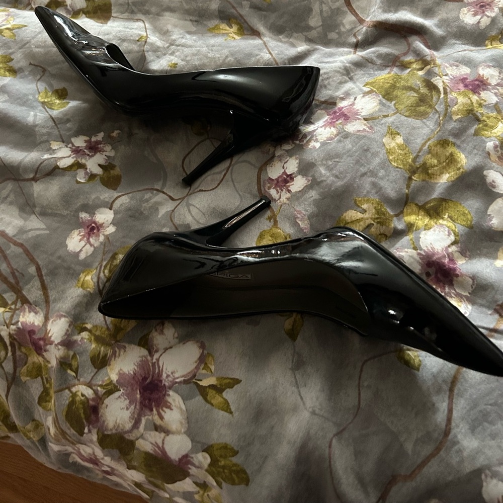 Elegant Black Women's Heels